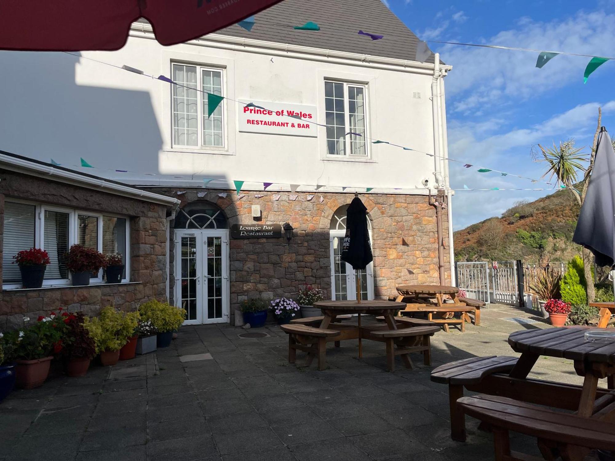 The Prince Of Wales Hotel St Ouen's Exterior photo